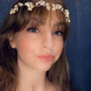 Meet your Posher, Monique